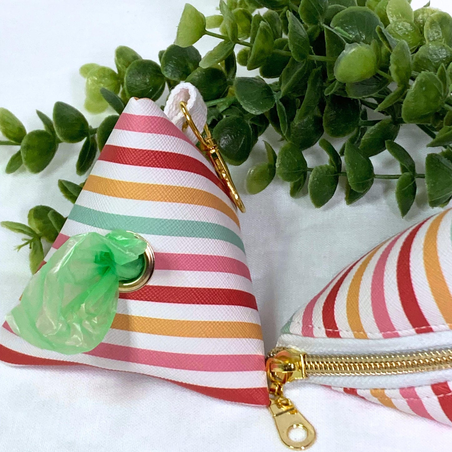 Dog Waste Bag Dispenser | Stripes | Pet Training Dog Poop | Triangle Tetrahedron Keychain Zipper | Canine Care