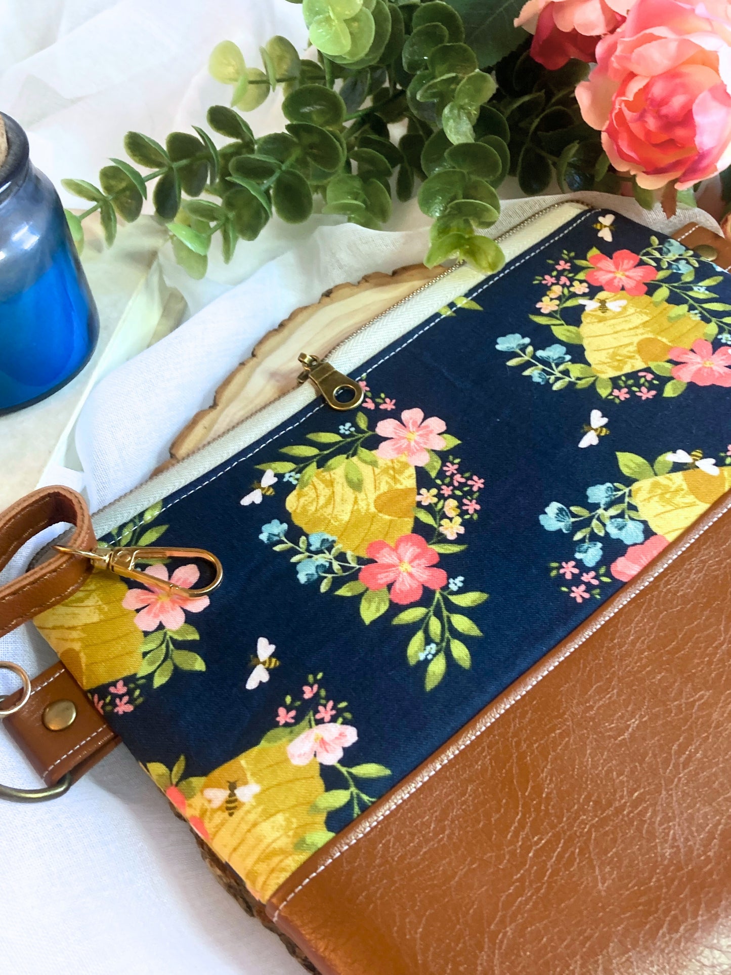 Honeybee Bee Floral Crossbody Purse | Brown Vegan Faux Leather
