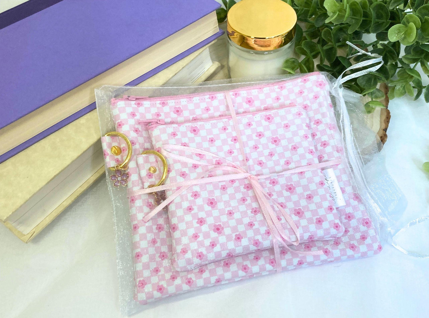 Zipper Coin Pouch Girly Floral Gift Set | Vinyl Padded Bag