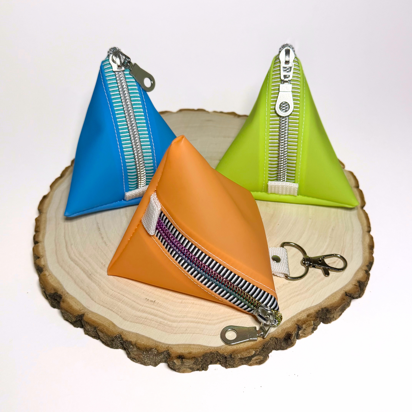 Rainbow Jelly Vinyl Coin Purse Tetrahedron Keychain Bag Geometry Pouch